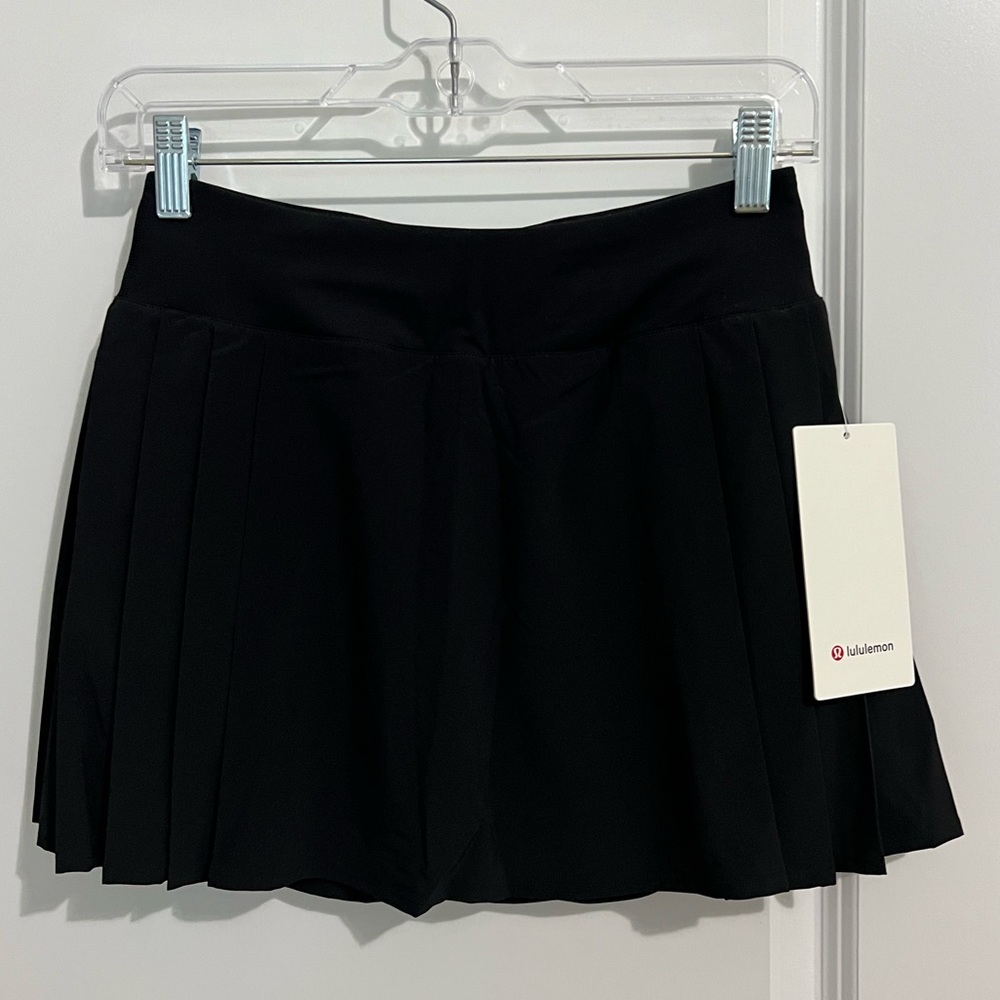 Lululemon Side Pleat High Rise Tennis Skirt Black Size 4 NWT